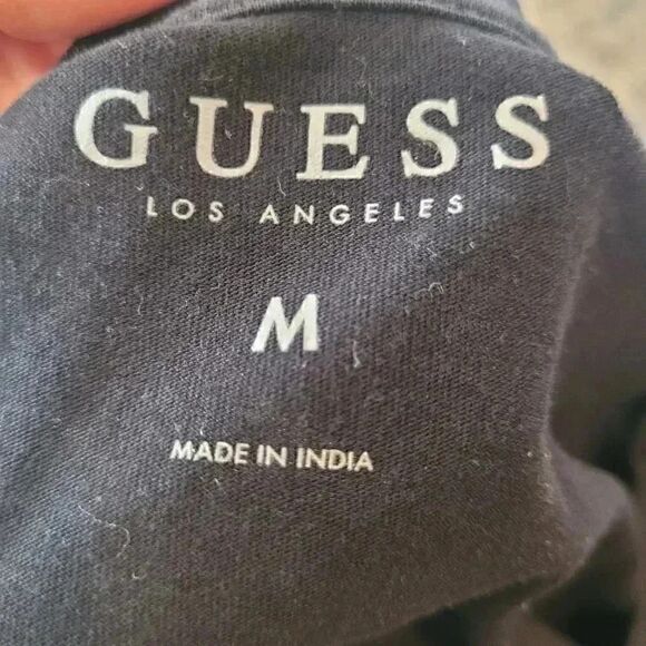 Guess Men's Black/Red Graphic Logo with Netting Short Sleeve - Picture 5 of 8